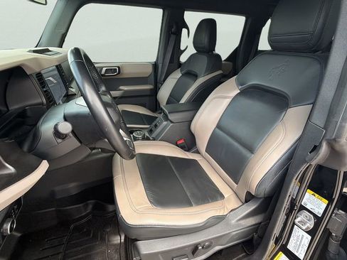 Used 2023 Ford Bronco Wildtrak AWD/4WD image 22