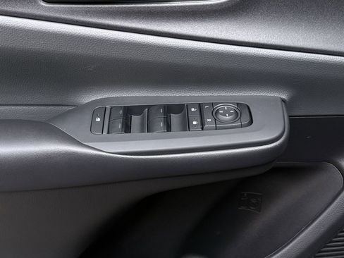 Used 2024 Toyota Prius LE image 15