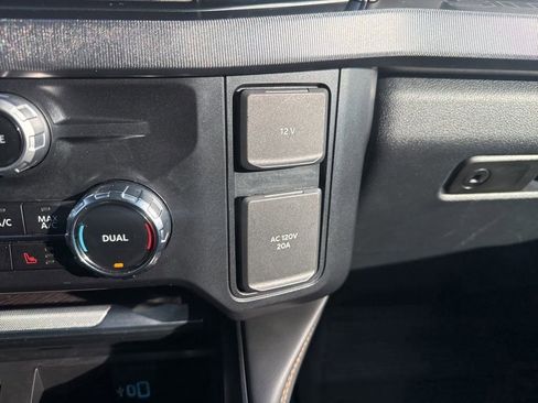 Used 2024 Ford F350 Platinum image 46