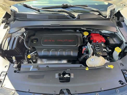 Used 2020 Jeep Compass Trailhawk AWD/4WD image 28