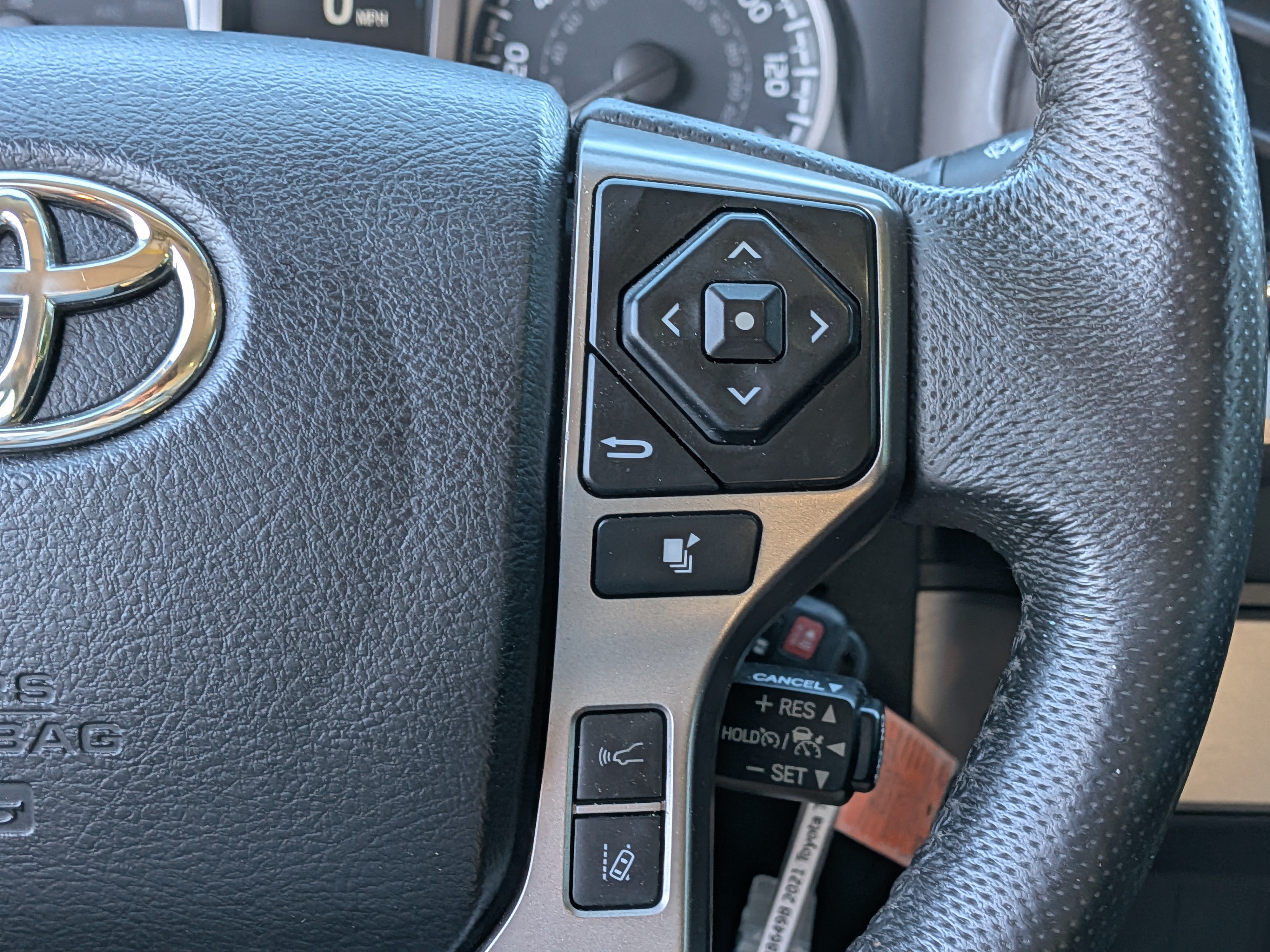 Used 2021 Toyota Tacoma SR5 w/ Trail Edition RWD image 24