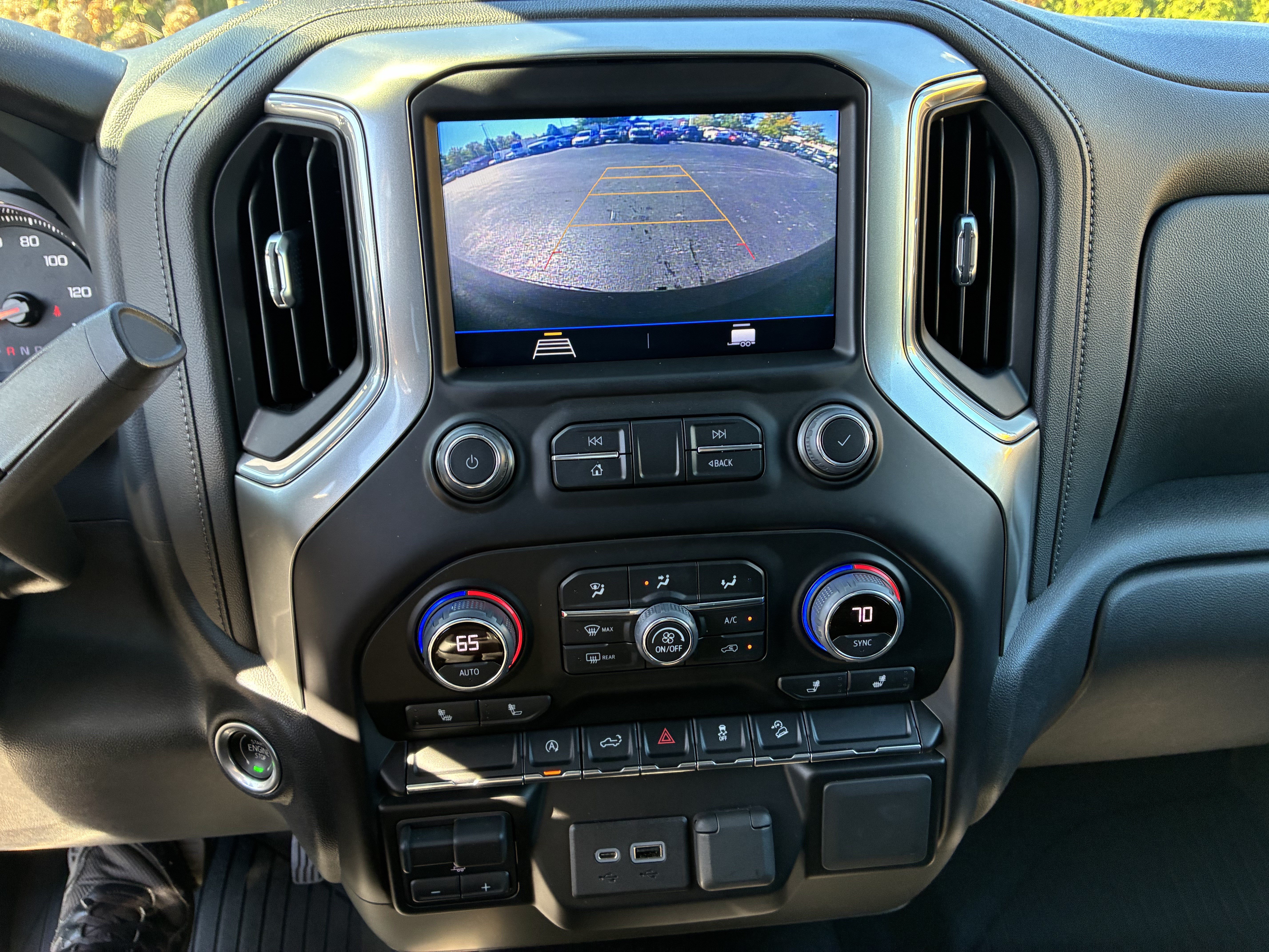 Used 2021 Chevrolet Silverado 1500 RST AWD/4WD image 33