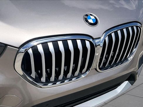 Used 2022 BMW X1 xDrive28i w/ Convenience Package AWD/4WD image 29