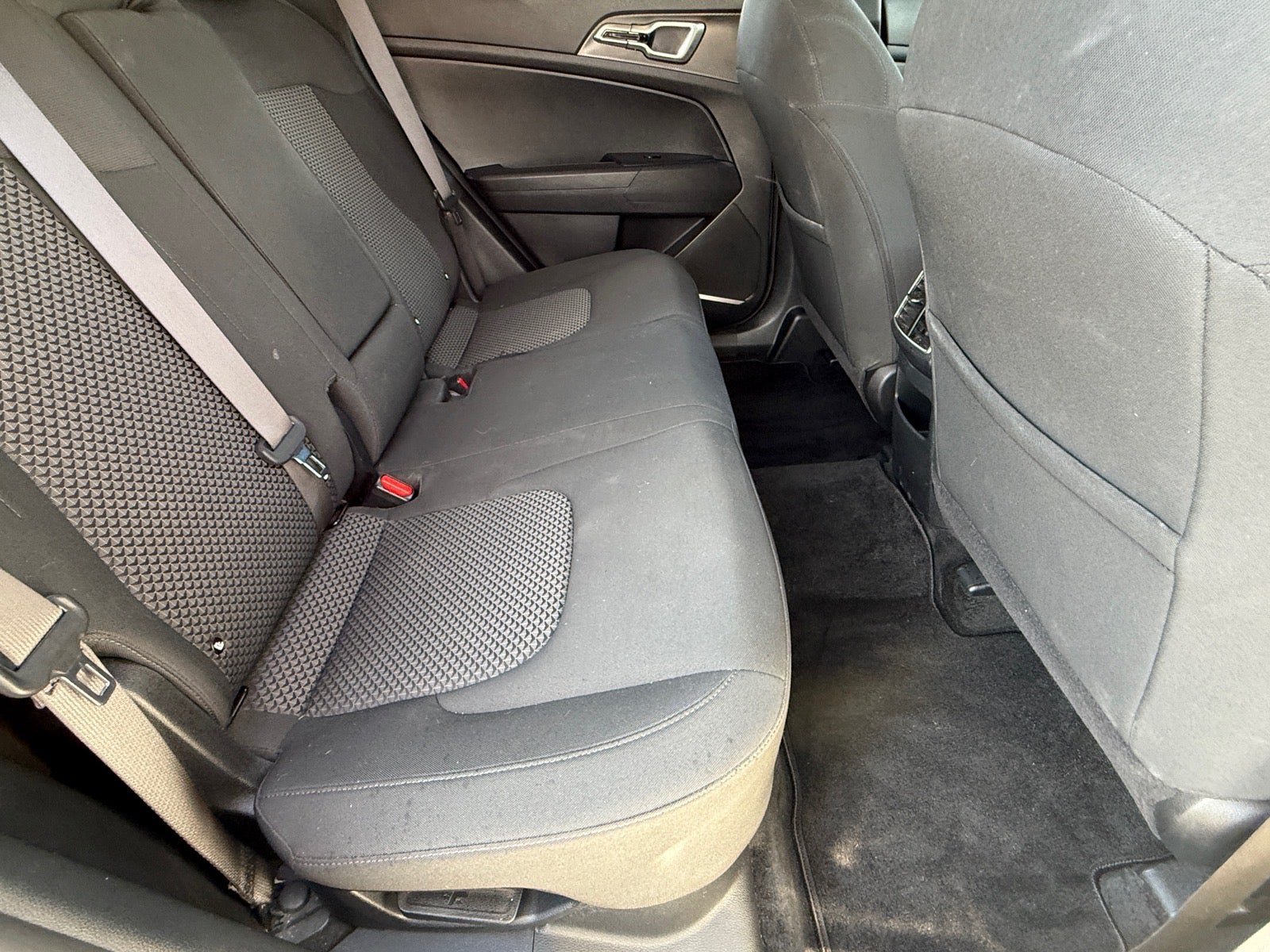 Used 2023 Kia Sportage LX FWD image 11