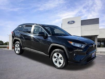 Used 2021 Toyota RAV4 XLE w/ Carpet Mat Package (TMS)