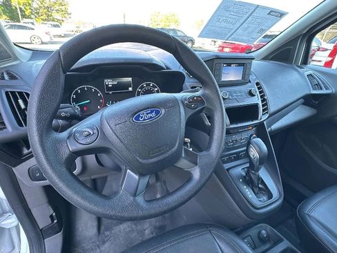 Used 2022 Ford Transit Connect XL image 11