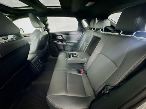 Used 2023 Toyota bZ4X Limited w/ Weather Package image 28