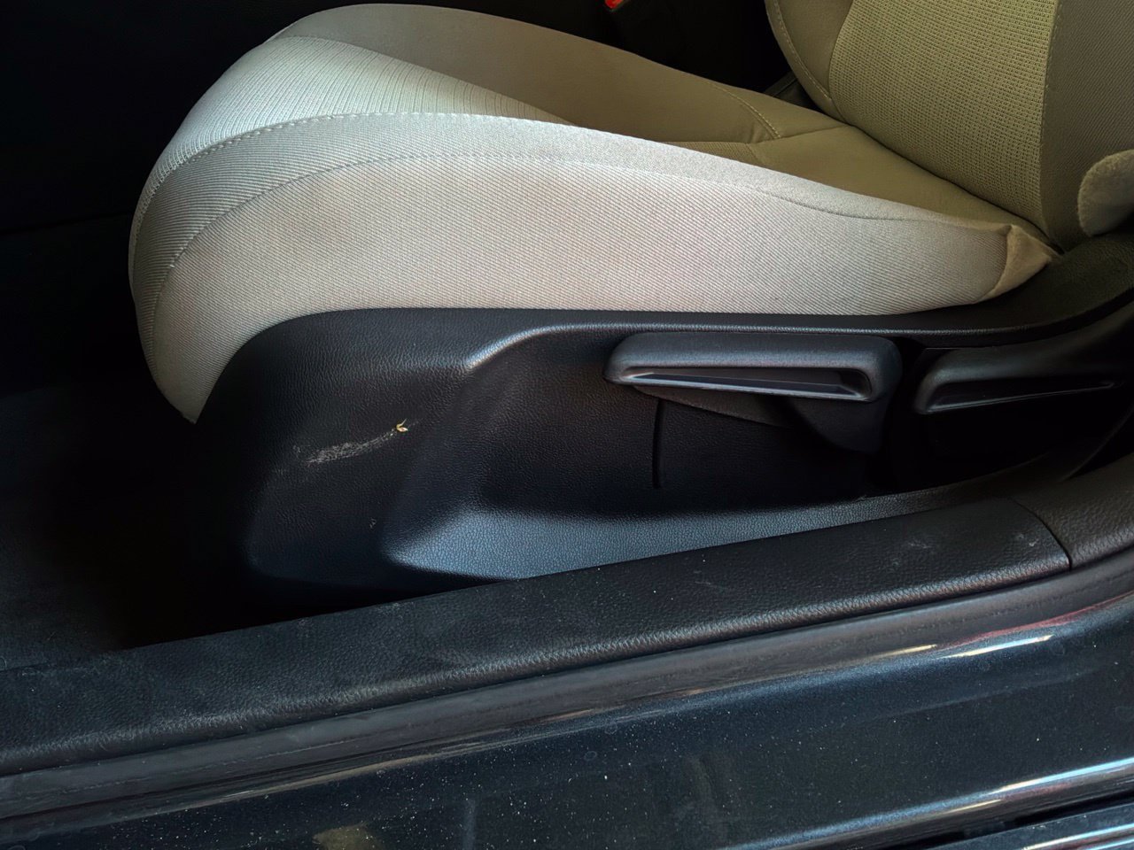 Used 2024 Honda Civic EX image 9