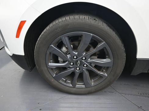 Used 2024 Chevrolet Equinox RS w/ RS Leather Package FWD image 9