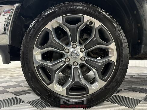 Used 2020 RAM 1500 Limited AWD/4WD image 12