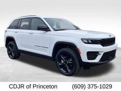New 2025 Jeep Grand Cherokee Altitude