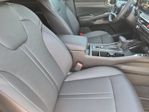 New 2026 Kia Sorento S w/ S Panoramic Sunroof Package FWD image 11