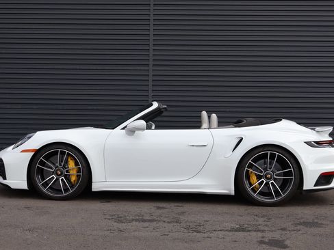 Certified 2022 Porsche 911 Turbo S image 30