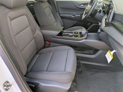 New 2026 Chevrolet Equinox LT image 29