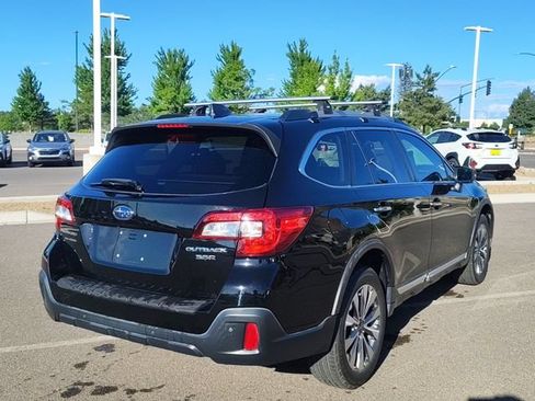 Used 2019 Subaru Outback 3.6R Touring AWD/4WD image 5