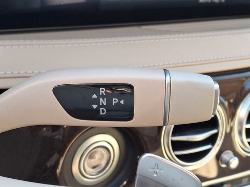 Used 2019 Mercedes-Benz S 560 4MATIC Sedan image 15