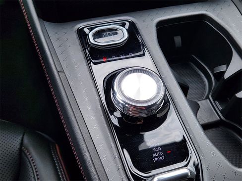 Used 2024 Jeep Wagoneer Launch Edition image 21