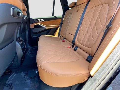 New 2026 BMW X5 xDrive40i w/ M Sport Package AWD/4WD image 21