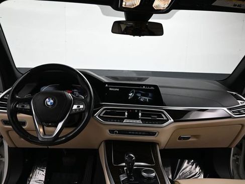 Used 2021 BMW X5 xDrive40i w/ Convenience Package AWD/4WD image 14