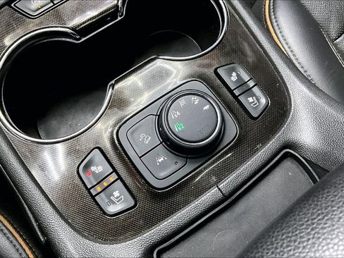 Used 2022 GMC Acadia AT4 w/ GMC Pro Grade Package image 16