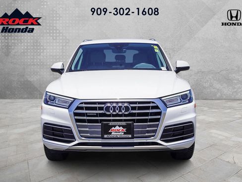 Used 2019 Audi Q5 Premium w/ Convenience Package image 2