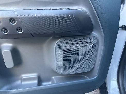 New 2025 Ford Maverick XL image 14