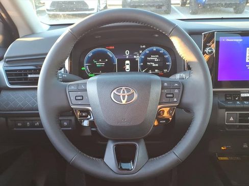 New 2026 Toyota Camry XLE image 12