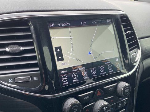 Used 2019 Jeep Grand Cherokee Altitude image 26