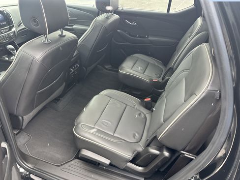 Certified 2023 Chevrolet Traverse Premier w/ Redline Edition image 4