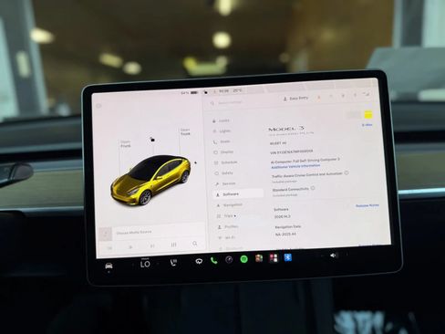 Used 2021 Tesla Model 3 Standard Range Plus RWD image 29