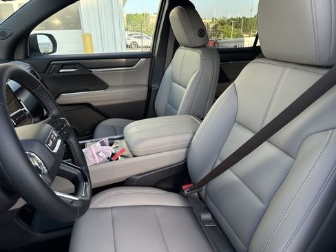 New 2026 GMC Acadia Elevation w/ Black Edition FWD image 5