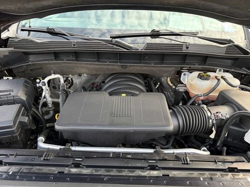 Used 2025 GMC Sierra 1500 SLT image 17