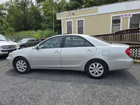 Used 2004 Toyota Camry XLE FWD image 14