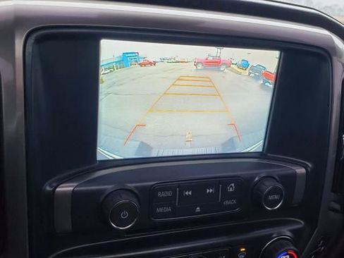 Used 2017 Chevrolet Silverado 1500 High Country image 25