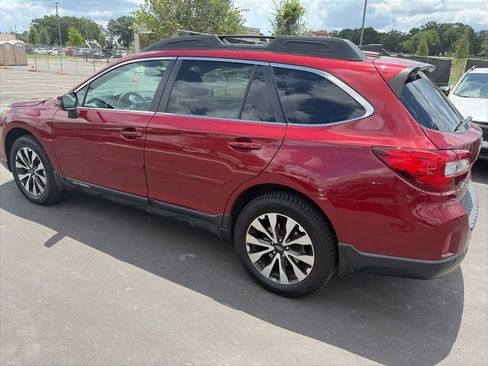 Used 2017 Subaru Outback 2.5i Limited AWD/4WD image 6