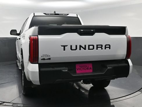 Used 2025 Toyota Tundra SR w/ SR Tow Package AWD/4WD image 17