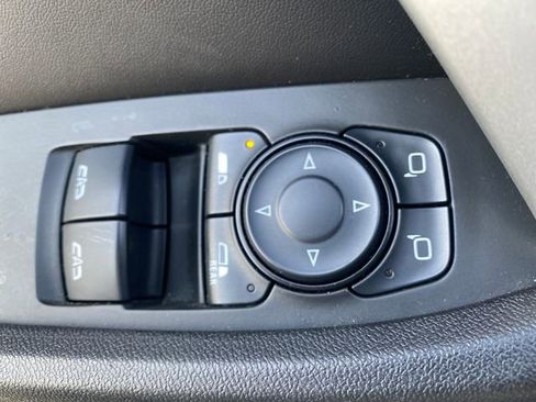 Used 2017 Chevrolet Camaro LT image 13