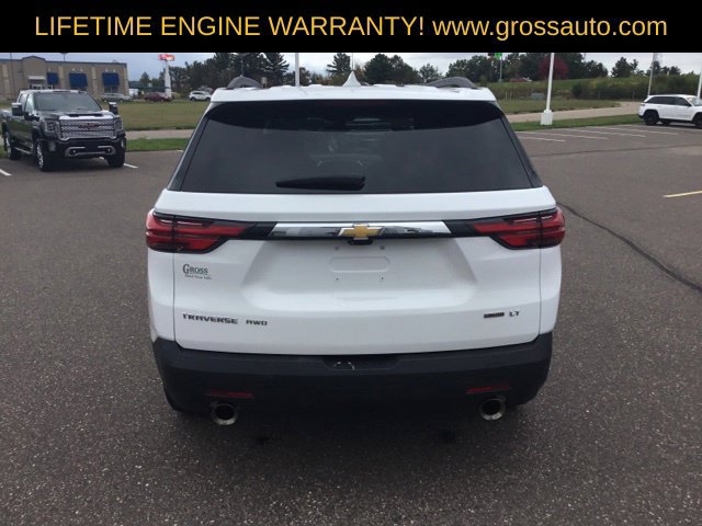 Used 2024 Chevrolet Traverse LT w/ Rear Camera Mirror Package AWD/4WD image 9