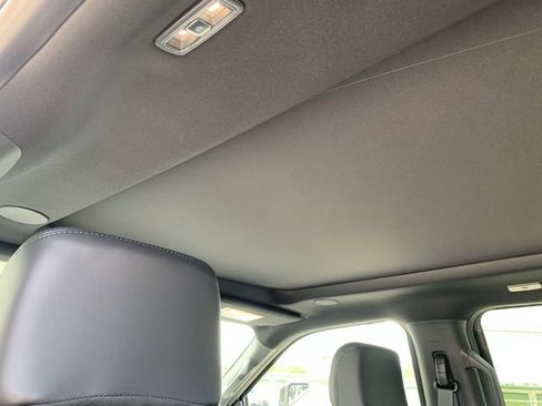 New 2025 Ford F350 Platinum w/ FX4 Off-Road Package image 19