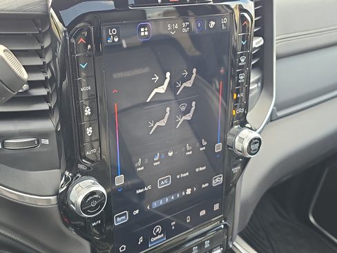 Used 2023 RAM 2500 Laramie w/ Night Edition AWD/4WD image 20