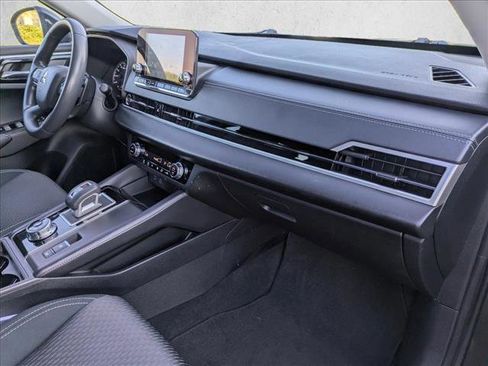 Used 2022 Mitsubishi Outlander ES image 20