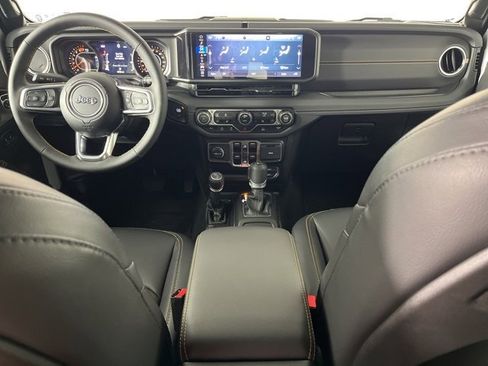 Used 2024 Jeep Wrangler Sahara w/ Technology Group image 5