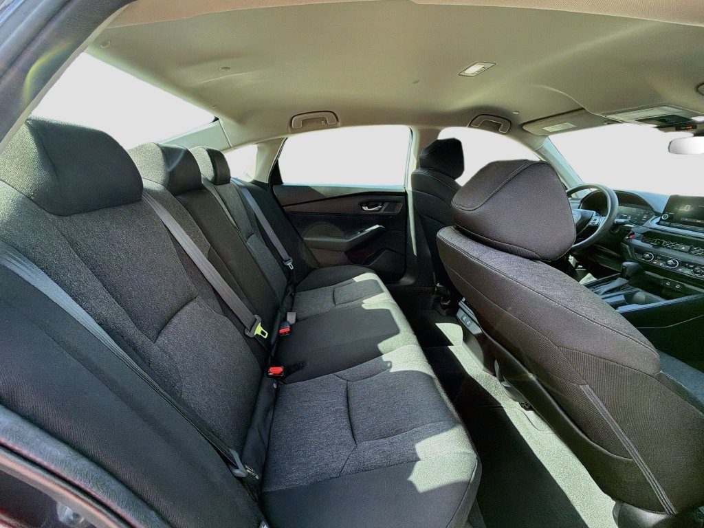 Certified 2025 Honda Accord LX image 28