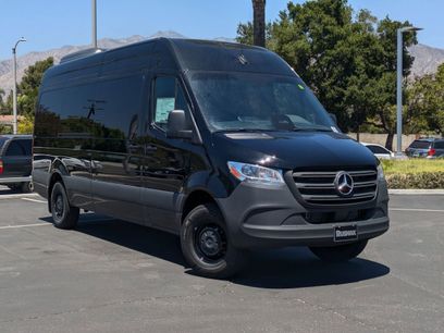 New 2025 Mercedes-Benz Sprinter 2500