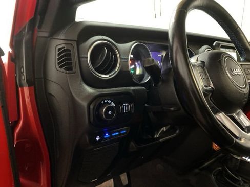 Used 2022 Jeep Wrangler Unlimited Rubicon 4xe w/ Cold Weather Group image 15