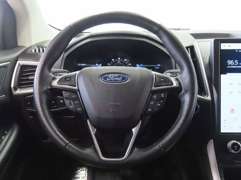 Used 2024 Ford Edge SEL AWD/4WD image 11