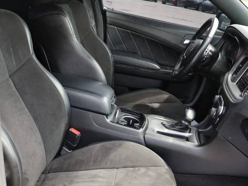 Used 2023 Dodge Charger R/T w/ Plus Group RWD image 15
