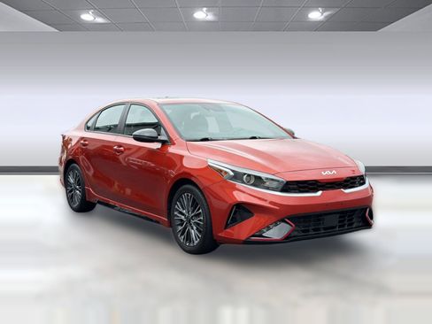 Used 2023 Kia Forte GT-Line w/ GT-Line Premium Package FWD image 7