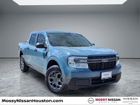 Used 2023 Ford Maverick XLT FWD image 1