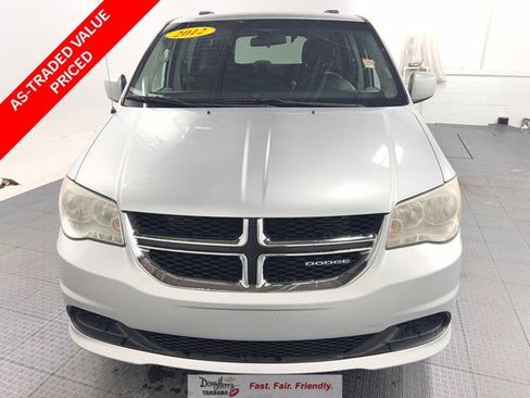 Used 2012 Dodge Grand Caravan SXT image 2